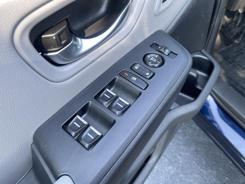 new 2025 Honda Pilot car, priced at $48,106