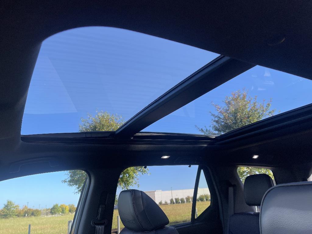 used 2025 Honda Pilot car, priced at $49,990