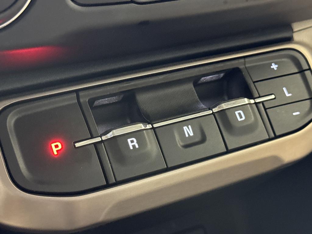 used 2021 GMC Acadia car, priced at $28,120