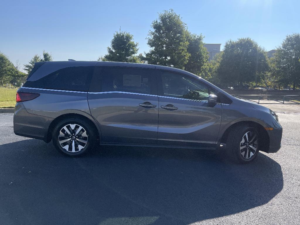 new 2026 Honda Odyssey car, priced at $42,518