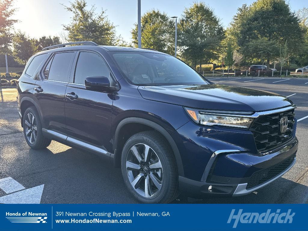 new 2025 Honda Pilot car, priced at $48,106
