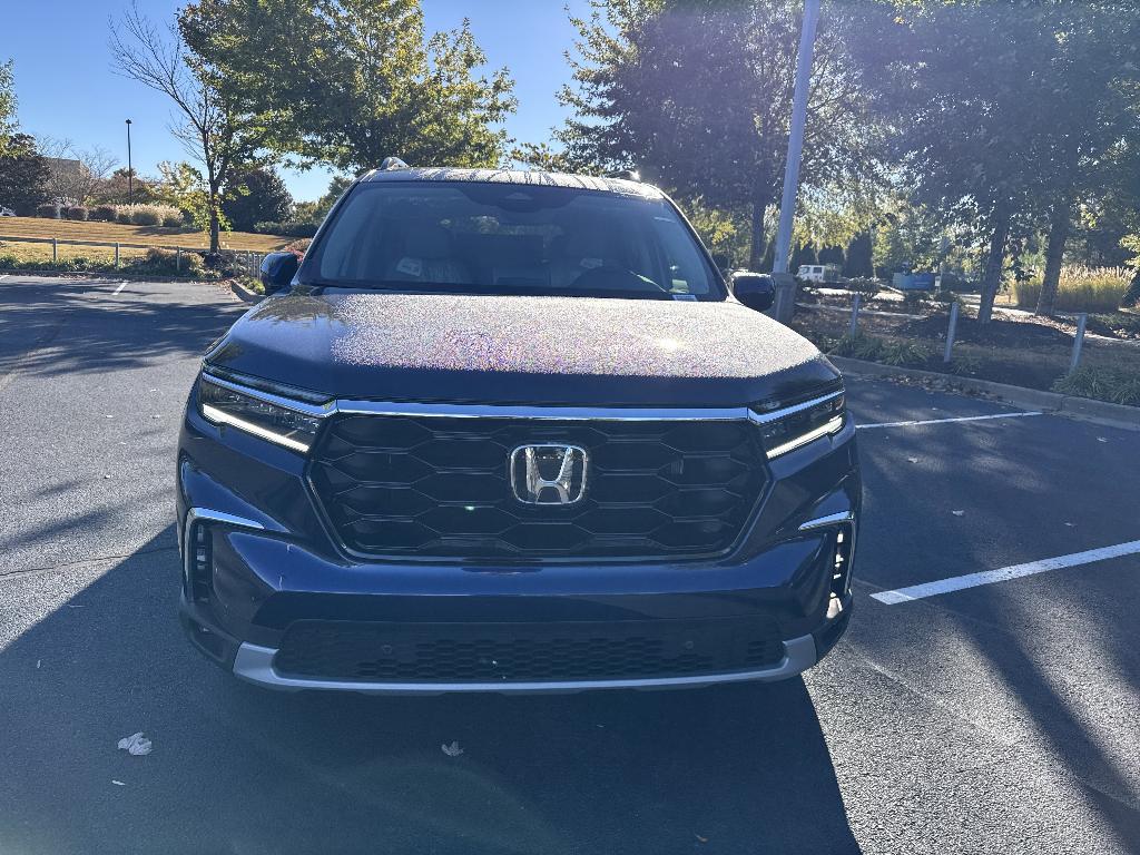 new 2025 Honda Pilot car, priced at $48,793