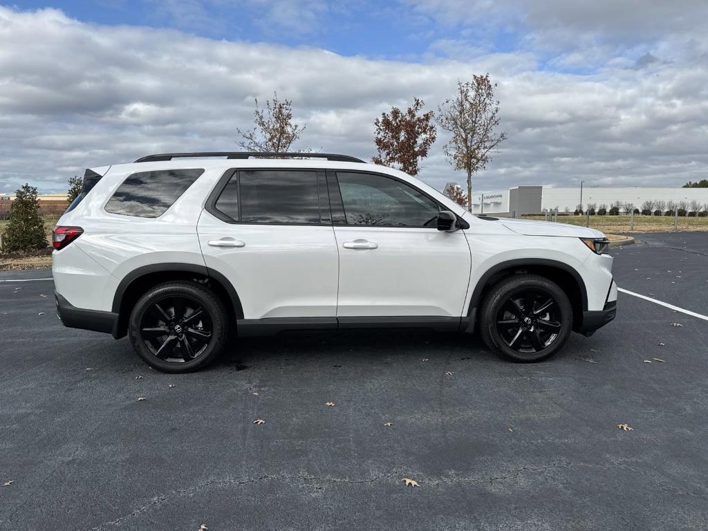 new 2025 Honda Pilot car, priced at $54,173