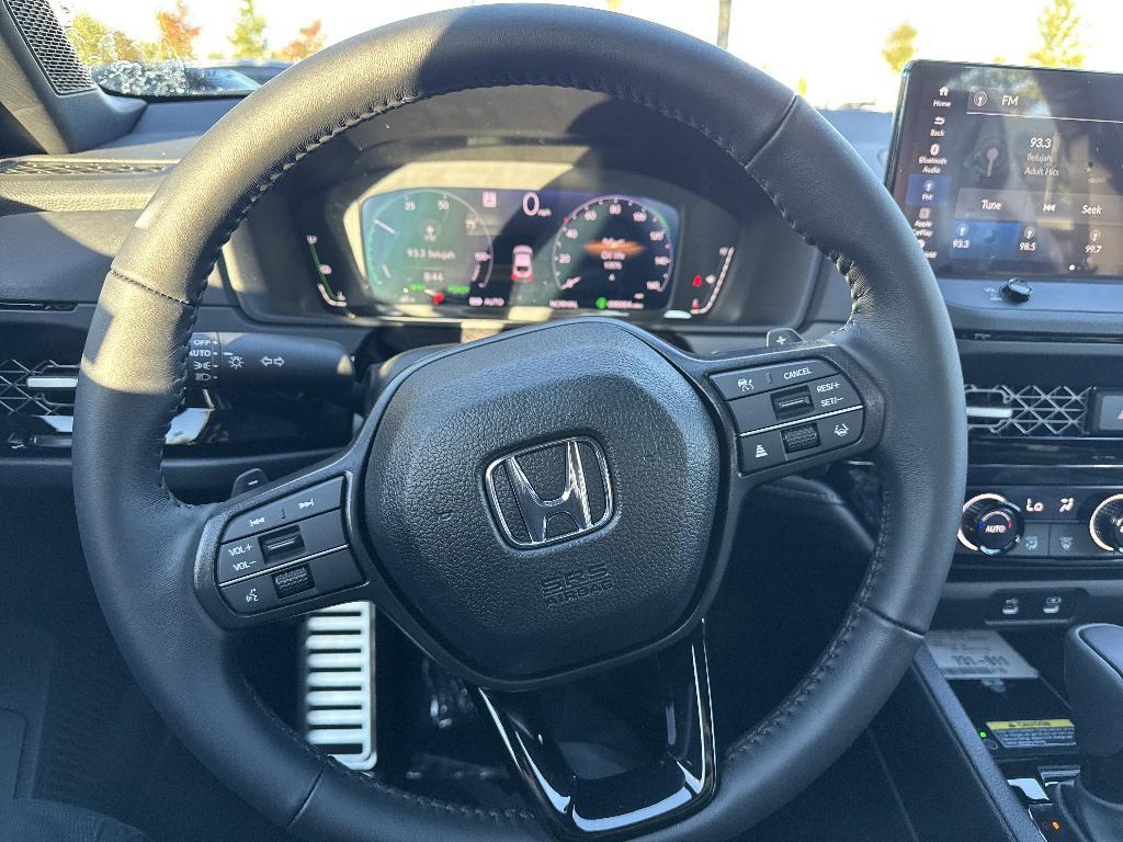 new 2025 Honda Accord Hybrid car, priced at $33,317