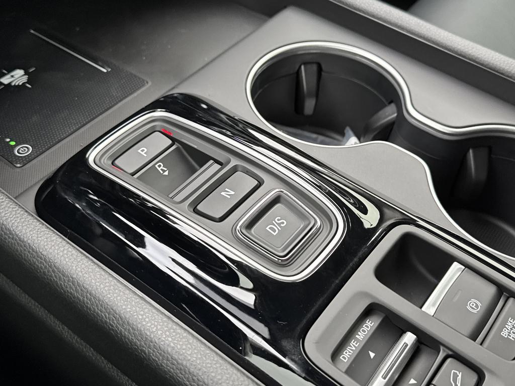 new 2025 Honda Pilot car, priced at $47,918