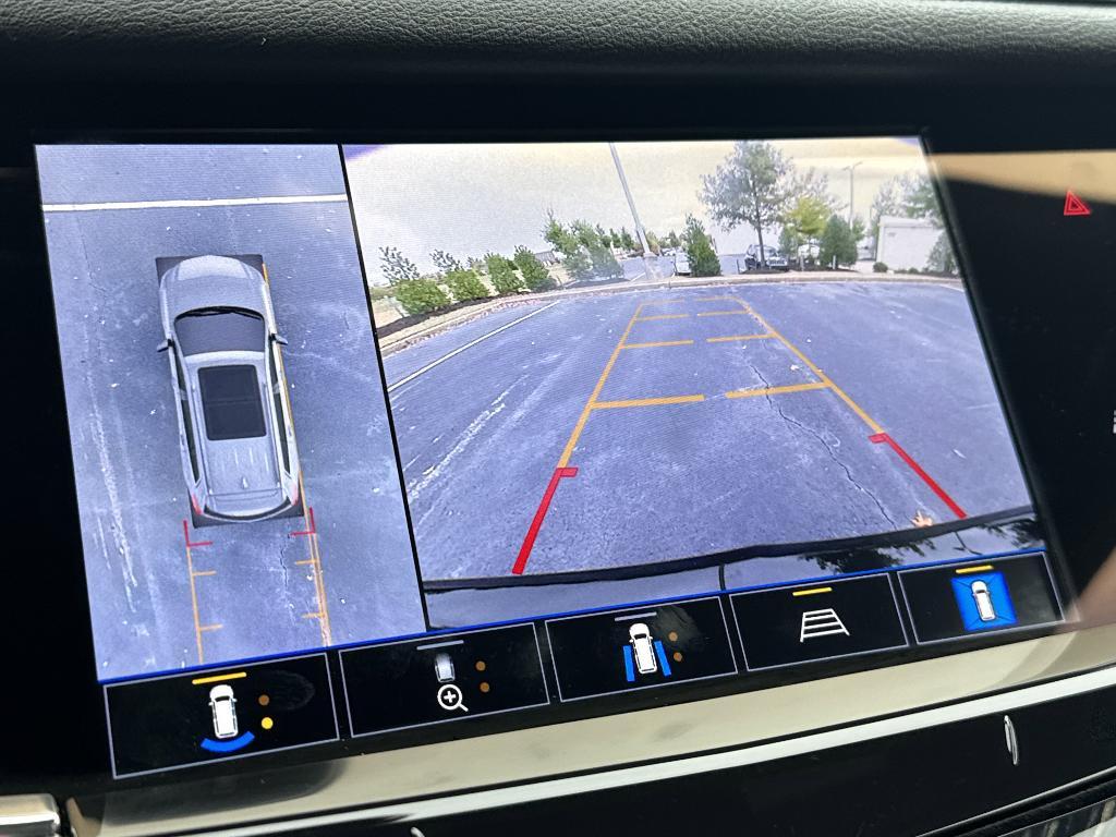 used 2025 Cadillac XT6 car, priced at $48,558