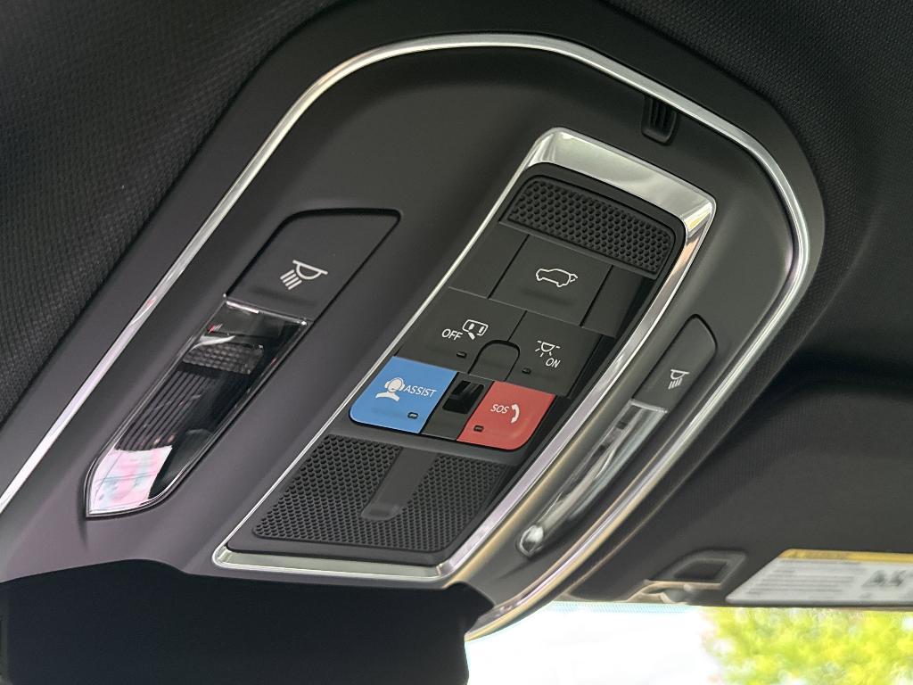 used 2024 Jeep Grand Cherokee L car, priced at $37,971