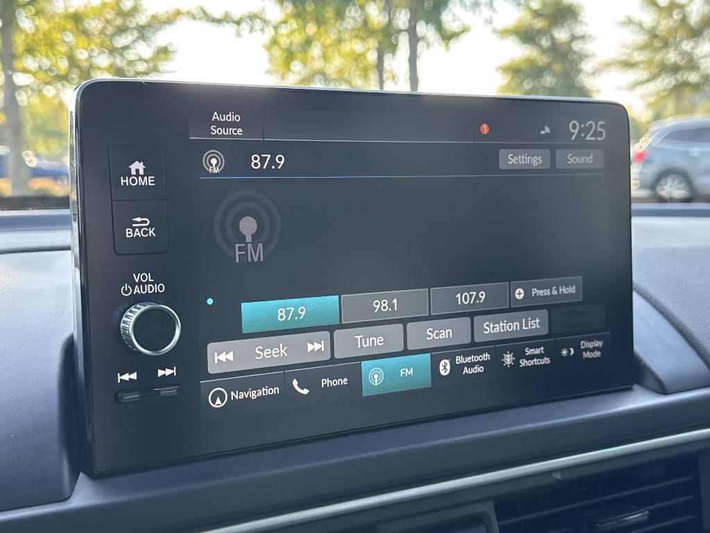 used 2025 Honda Pilot car, priced at $45,416