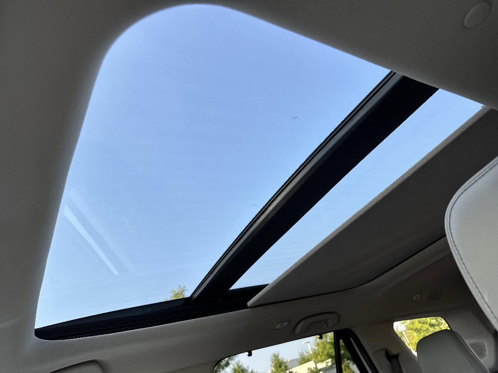 used 2025 Honda Pilot car, priced at $45,416