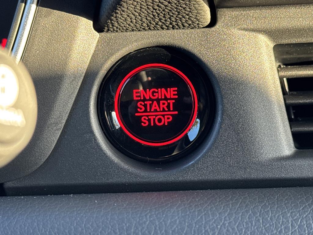 new 2025 Honda Pilot car, priced at $56,530