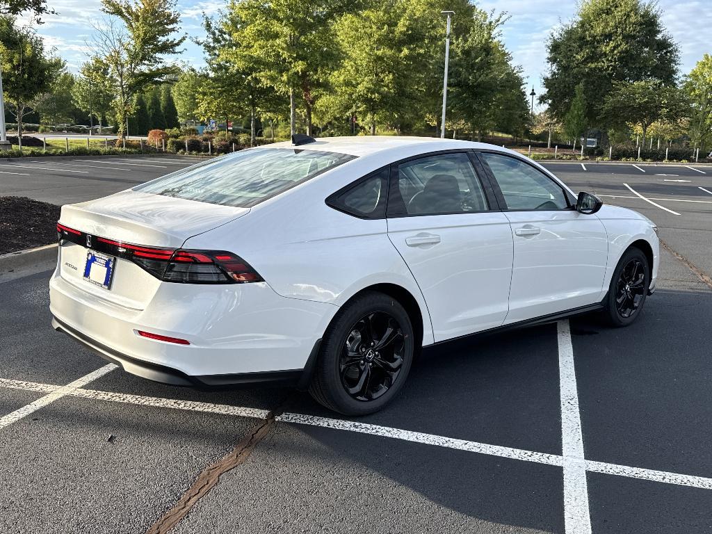 new 2025 Honda Accord car, priced at $31,046