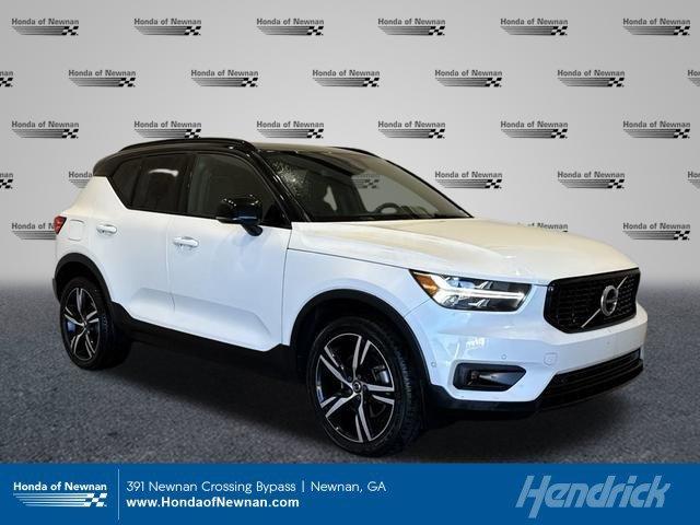 used 2019 Volvo XC40 car, priced at $18,725