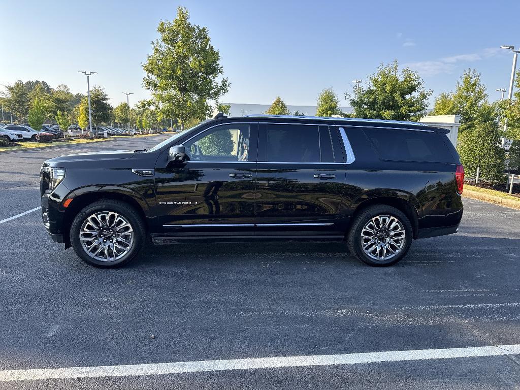 used 2024 GMC Yukon XL car, priced at $87,995