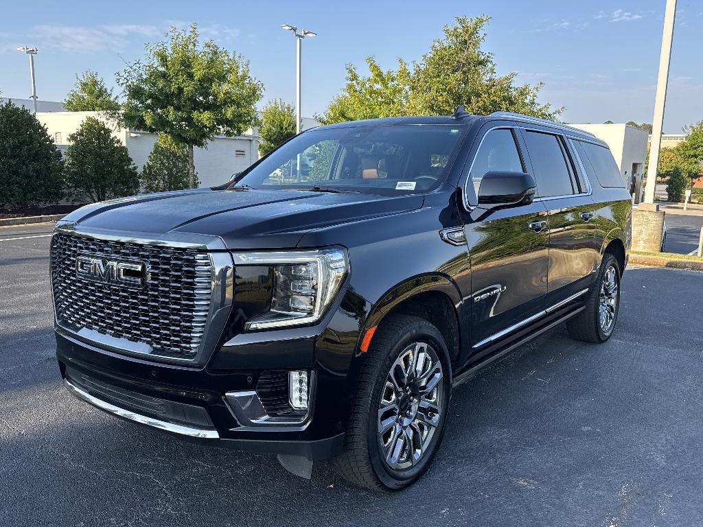 used 2024 GMC Yukon XL car, priced at $87,995