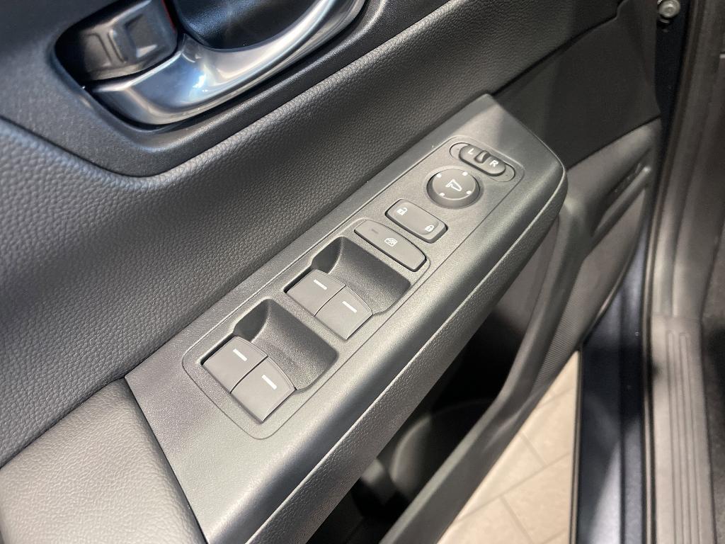 new 2025 Honda CR-V Hybrid car, priced at $37,218
