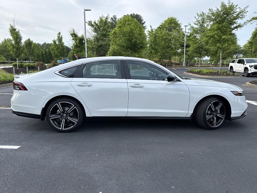 new 2025 Honda Accord Hybrid car, priced at $33,539