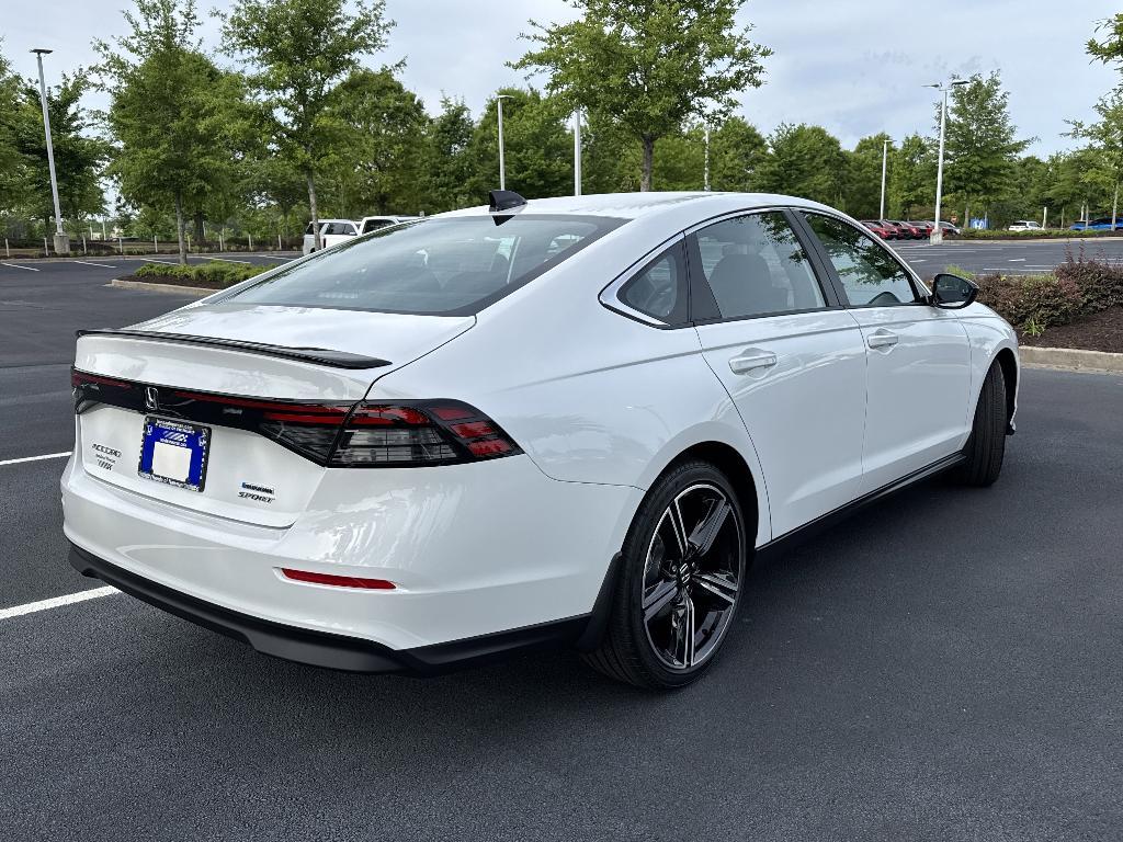 new 2025 Honda Accord Hybrid car, priced at $33,539