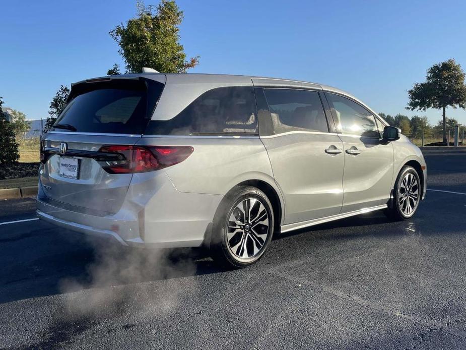 new 2025 Honda Odyssey car, priced at $52,275