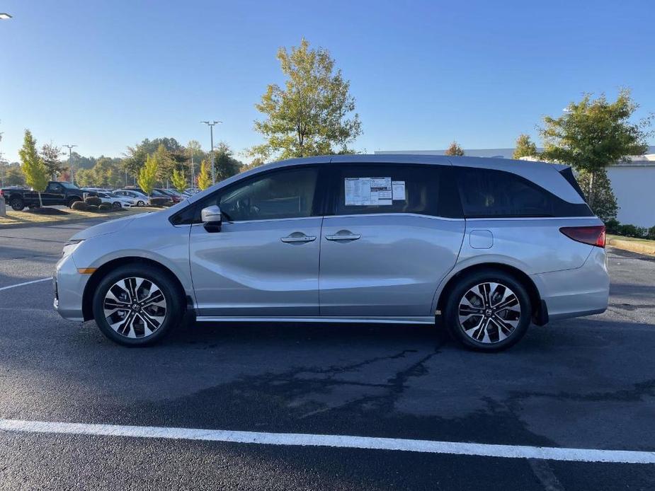 new 2025 Honda Odyssey car, priced at $52,275