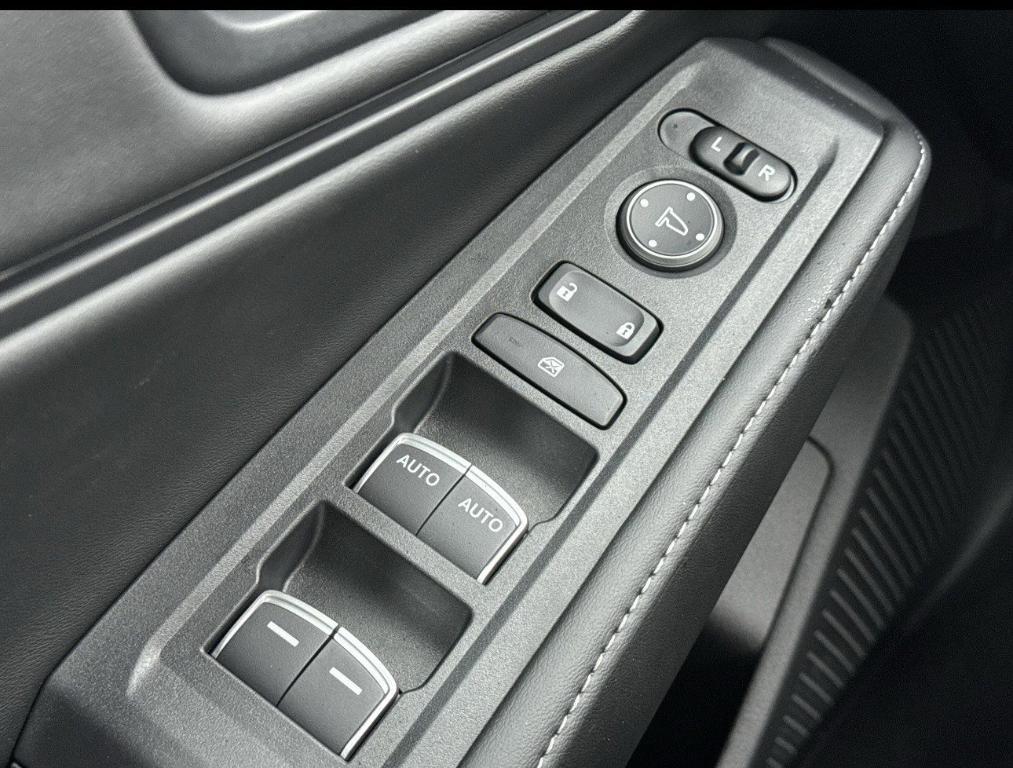 new 2025 Honda Accord Hybrid car, priced at $33,317