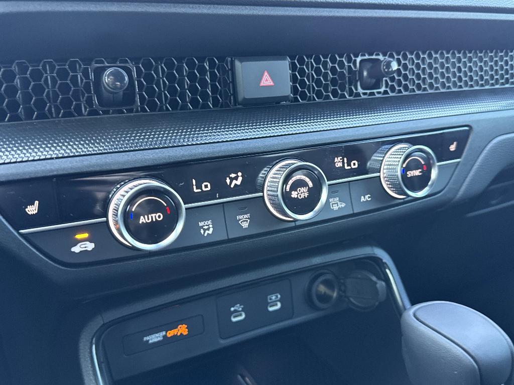 new 2026 Honda CR-V Hybrid car, priced at $35,415