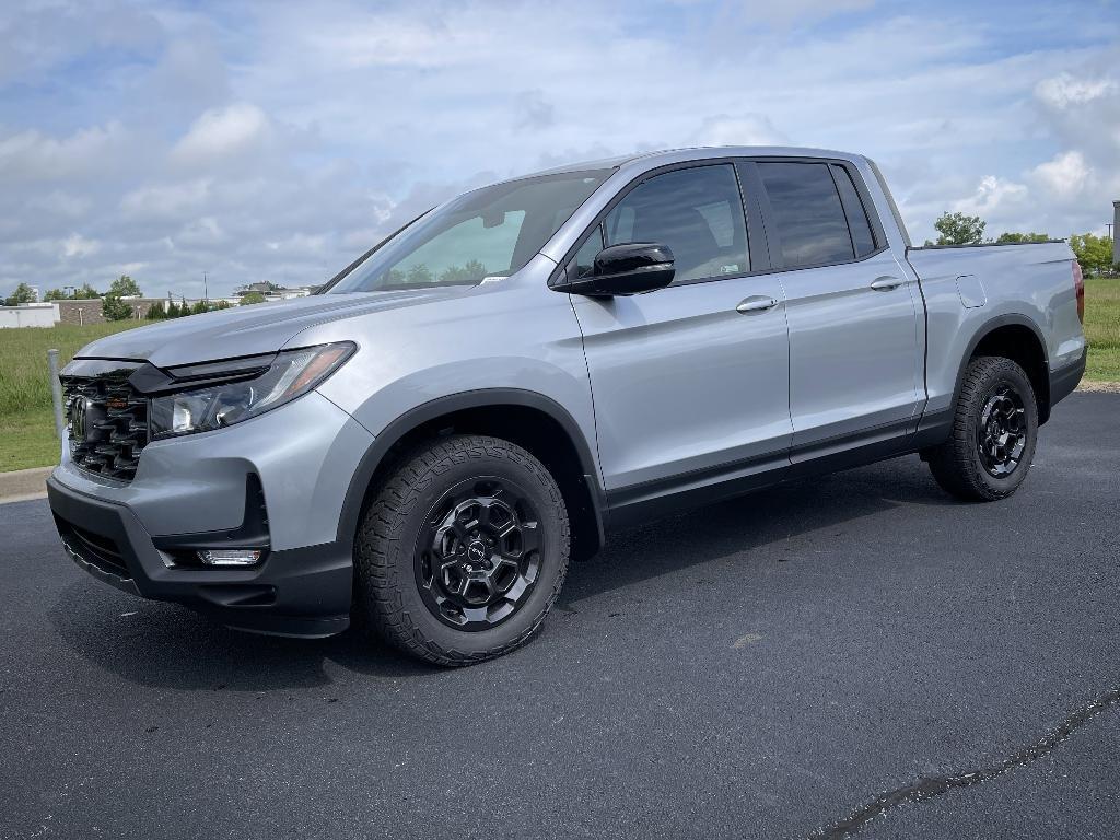 new 2025 Honda Ridgeline car, priced at $45,865