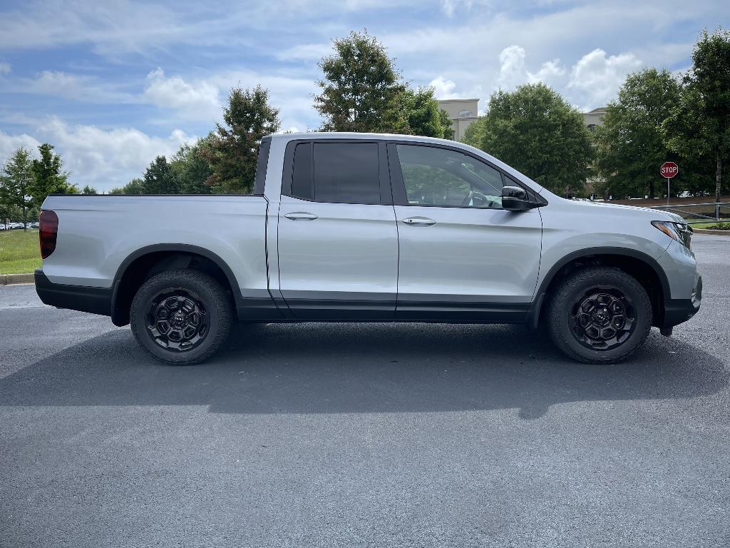 new 2025 Honda Ridgeline car, priced at $45,865