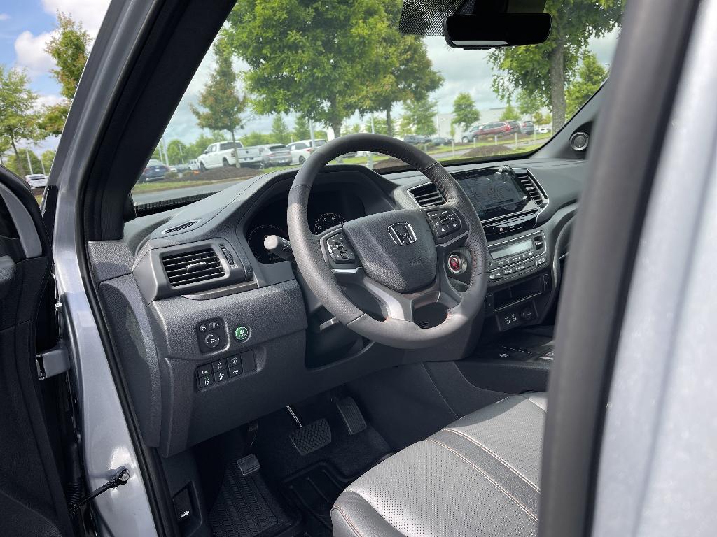new 2025 Honda Ridgeline car, priced at $45,865