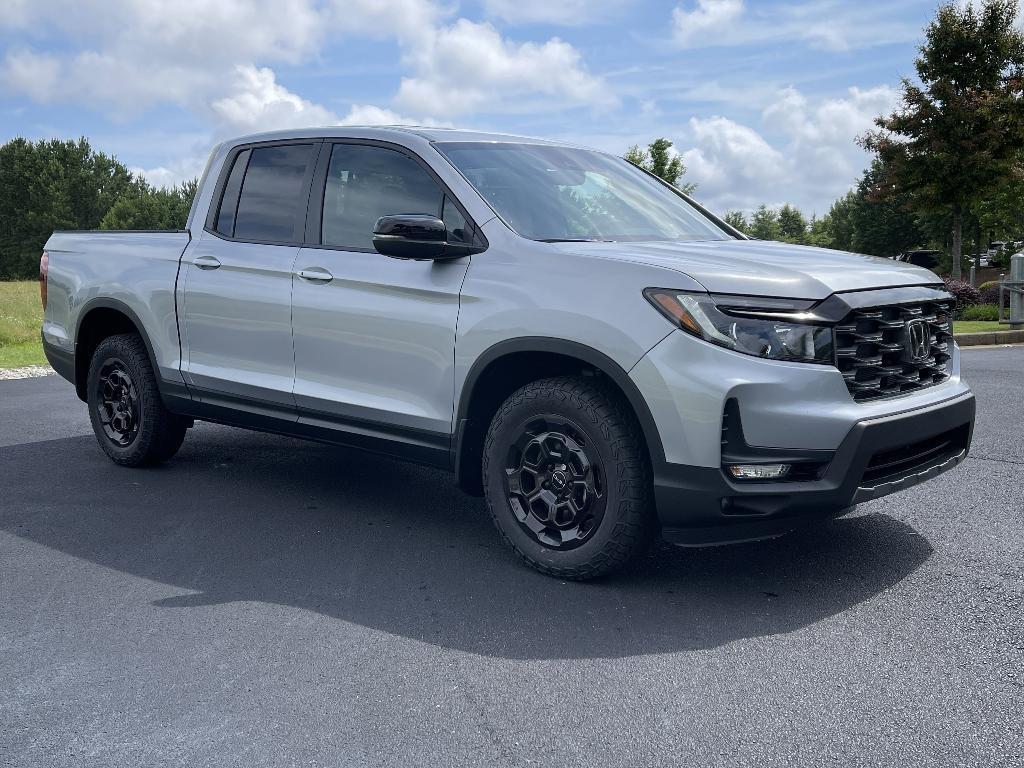 new 2025 Honda Ridgeline car, priced at $45,865