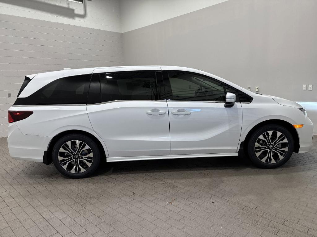 new 2025 Honda Odyssey car, priced at $53,085