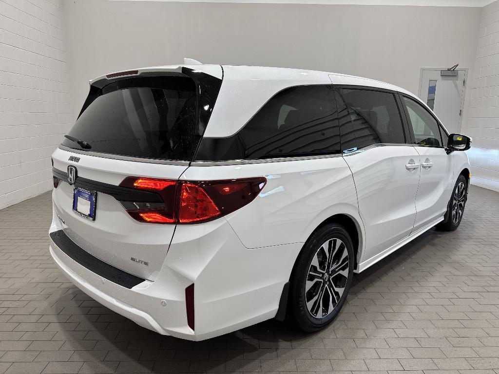 new 2025 Honda Odyssey car, priced at $49,767