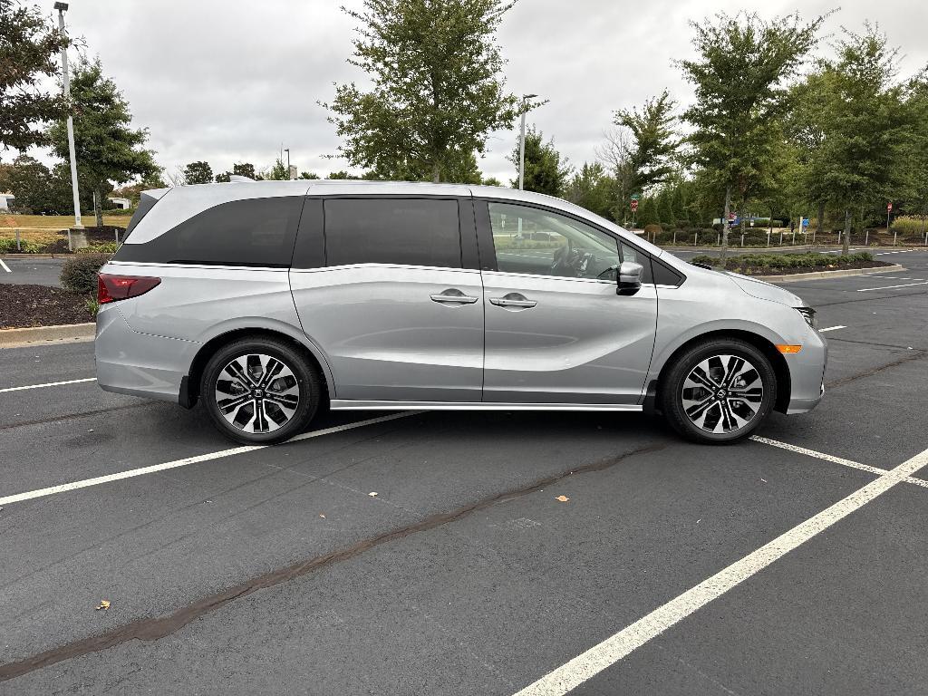 new 2026 Honda Odyssey car, priced at $51,062