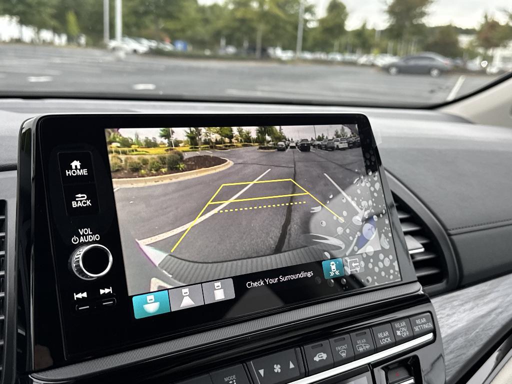 new 2026 Honda Odyssey car, priced at $51,062