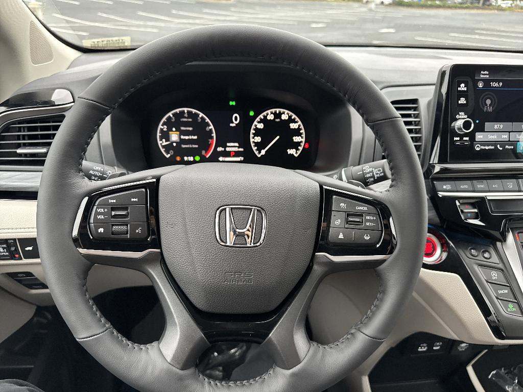 new 2026 Honda Odyssey car, priced at $51,062