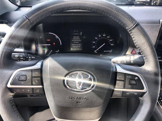 used 2023 Toyota Sienna car, priced at $39,980