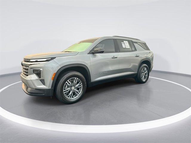 used 2024 Chevrolet Traverse car, priced at $41,395