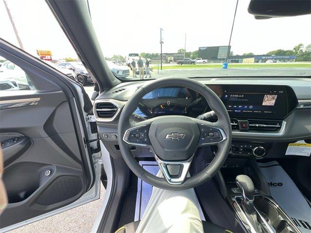 new 2025 Chevrolet TrailBlazer car, priced at $32,530