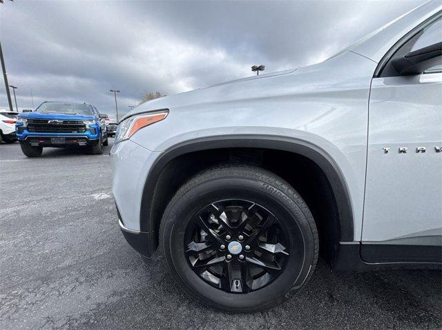 used 2021 Chevrolet Traverse car, priced at $29,865