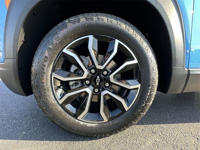 new 2025 Chevrolet TrailBlazer car, priced at $32,515