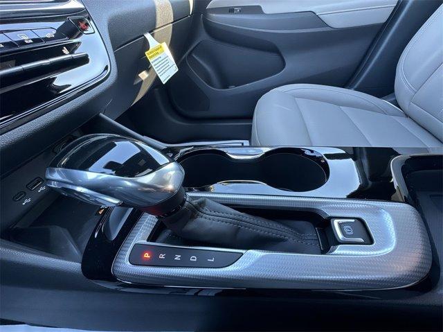 new 2025 Buick Envista car, priced at $30,285