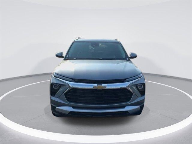 new 2025 Chevrolet TrailBlazer car, priced at $28,085