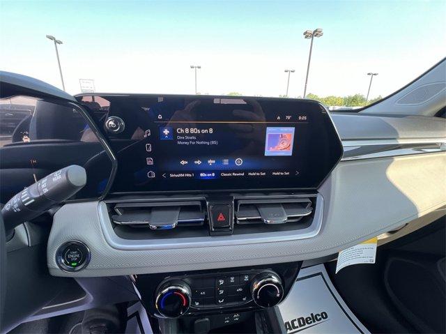 new 2025 Chevrolet TrailBlazer car, priced at $28,085