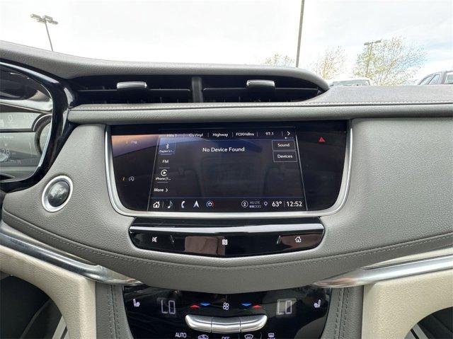 used 2021 Cadillac XT5 car, priced at $30,890