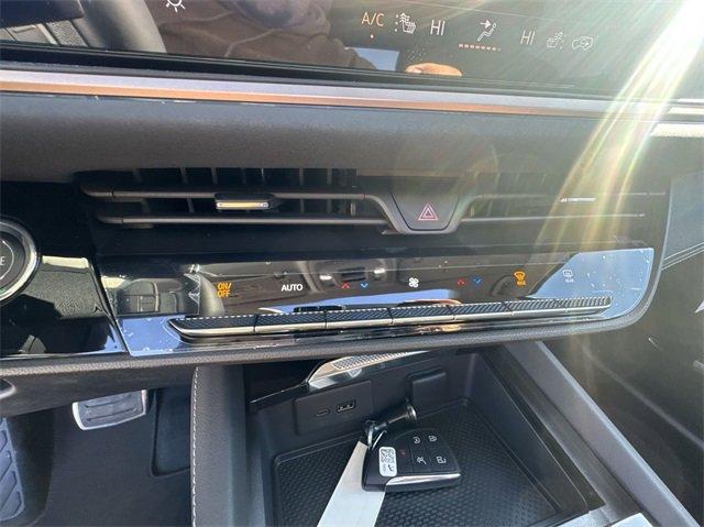 new 2025 Buick Envision car, priced at $39,390