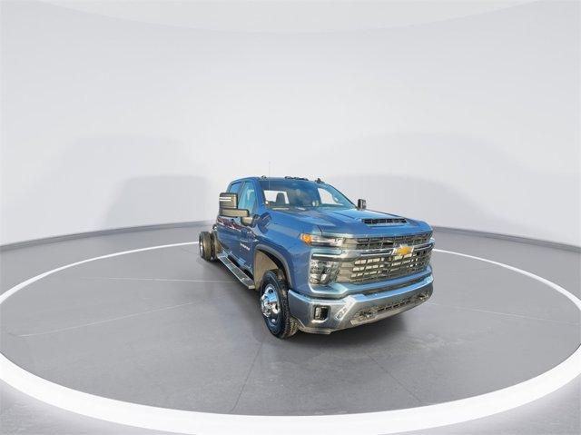 new 2025 Chevrolet Silverado 3500 car, priced at $67,650