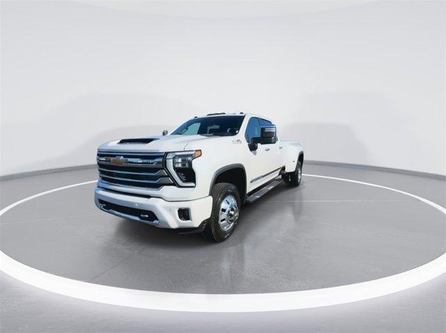 new 2025 Chevrolet Silverado 3500 car, priced at $87,915