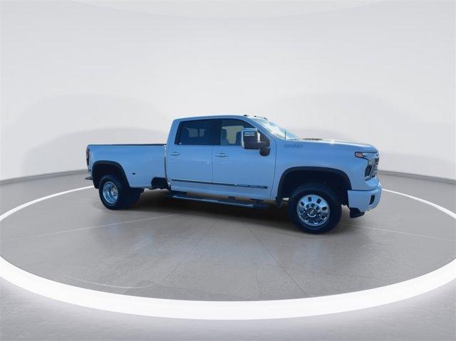 new 2025 Chevrolet Silverado 3500 car, priced at $87,915