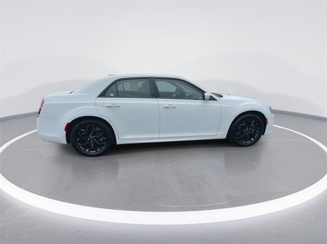 used 2022 Chrysler 300 car, priced at $28,902