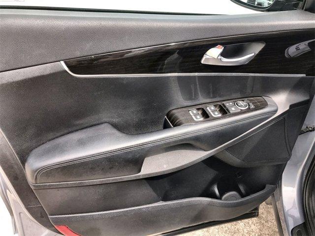 used 2020 Kia Sorento car, priced at $13,900
