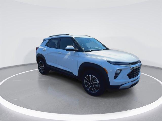 used 2024 Chevrolet TrailBlazer car, priced at $25,915